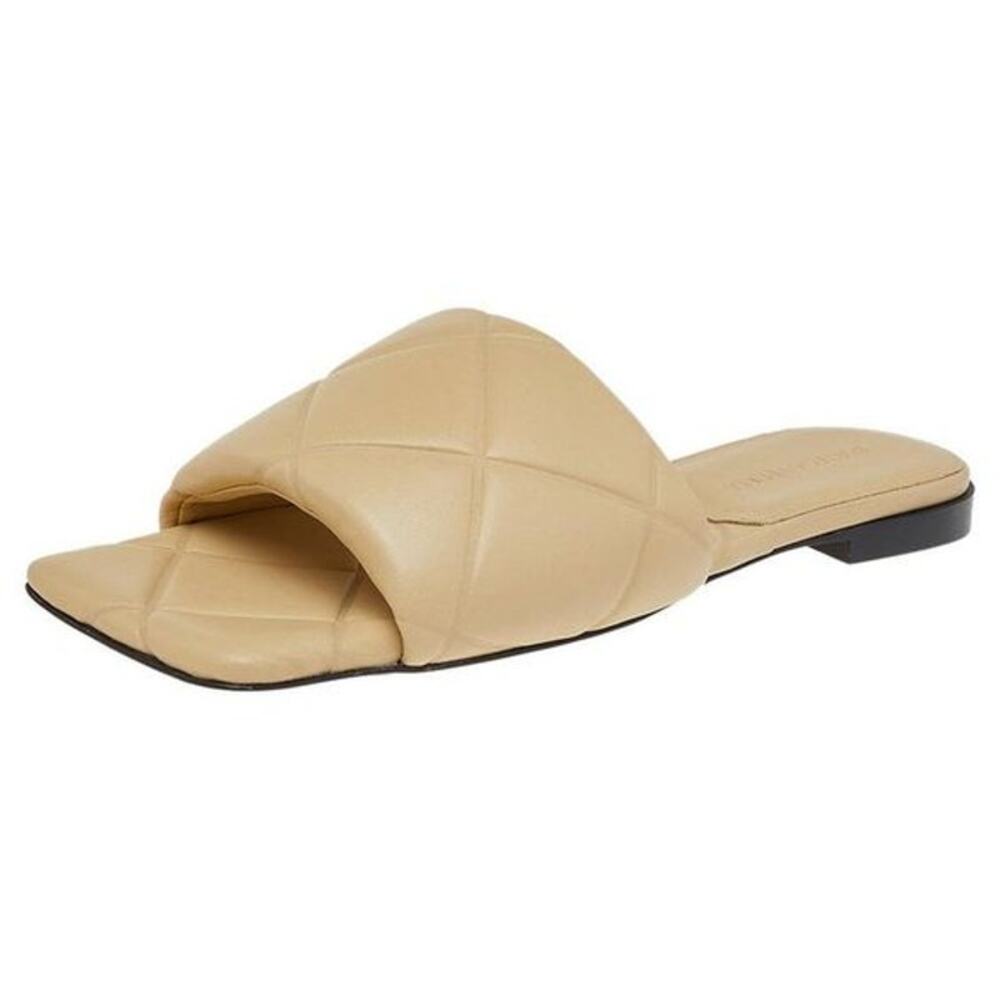 Bottega Veneta Cream Quilted Sandals